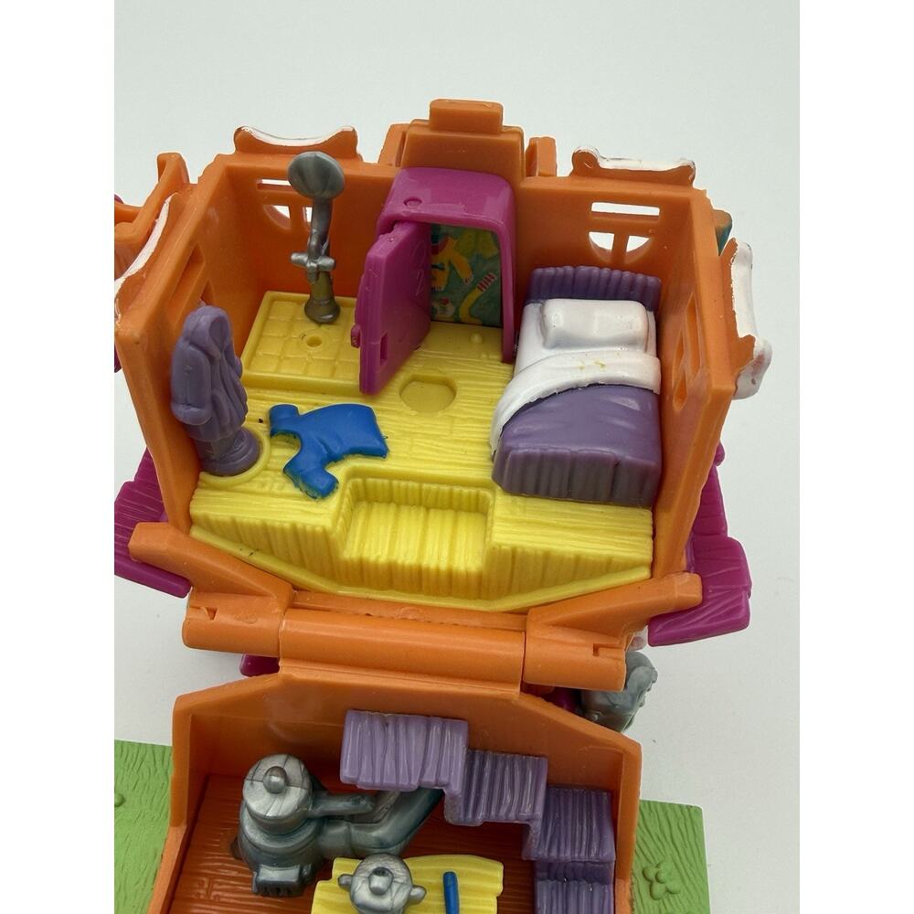 Vintage Bluebird Polly Pocket Barclay's Cottage Dog House 1994 HOUSE ONLY - Picture 9 of 11